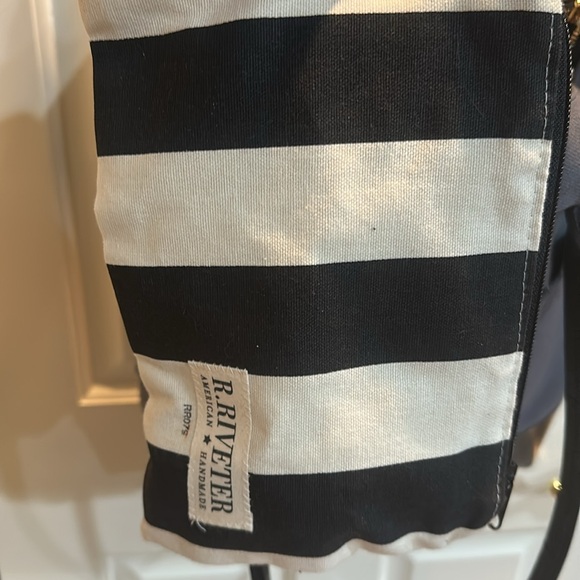 R. Riveter Otto tote - Picture 5 of 8